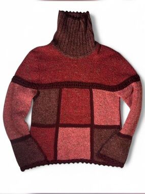 Rene X Derhy Turtleneck Patchwork Knit Sweater in Red and Burgundy